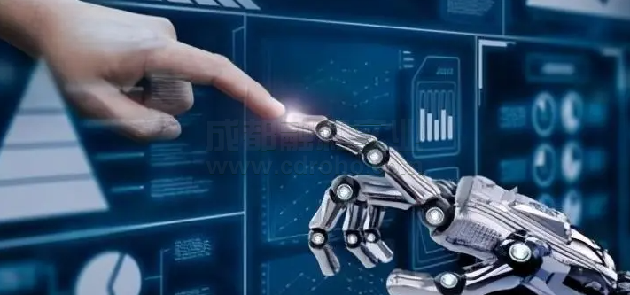 2024年技術(shù)與實(shí)體融合的未來(lái)趨勢(shì)走向